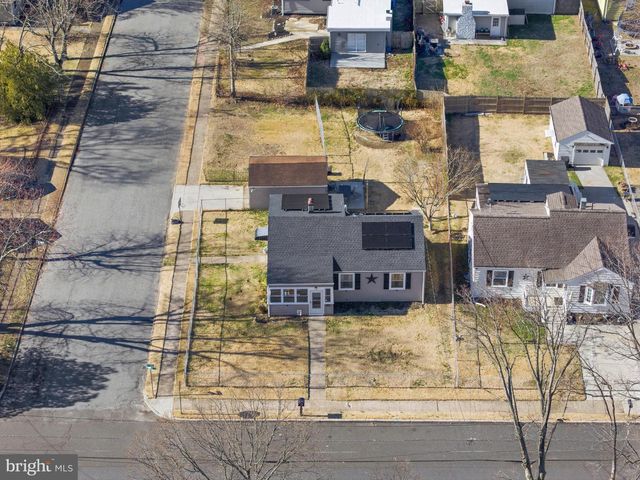 401 WOODBURY TER, West Deptford, NJ 08086