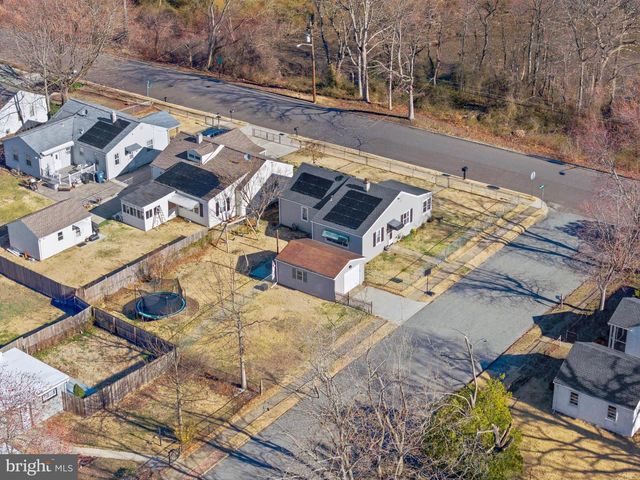 401 WOODBURY TER, West Deptford, NJ 08086