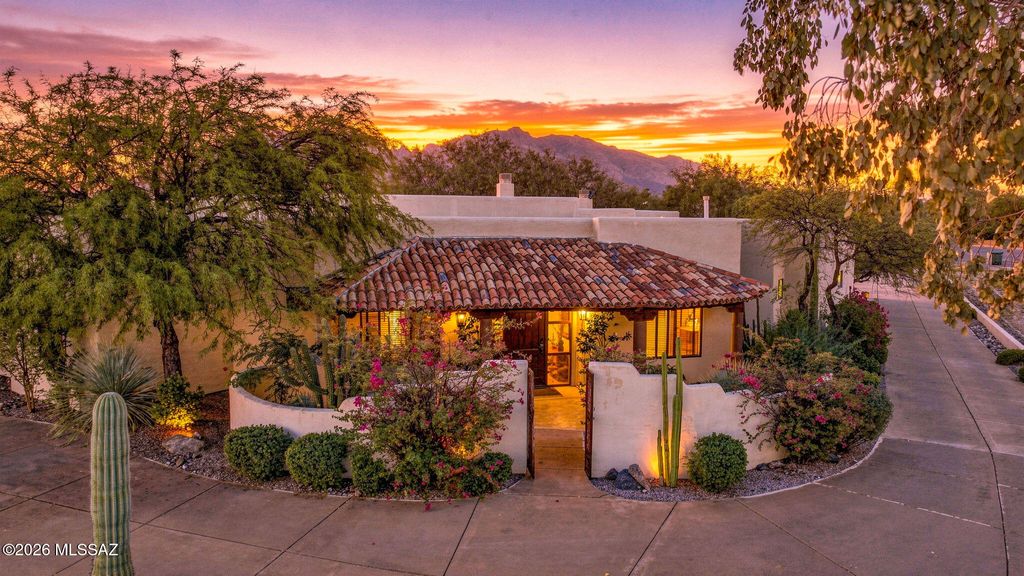 1320 W Appian Place, Tucson, AZ 85704