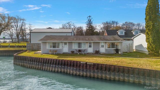 9287 N River Road 1, Clay Township, MI 48001