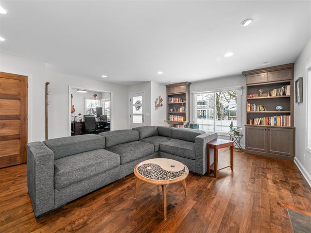 990 Ross Street, Plymouth, MI 48170