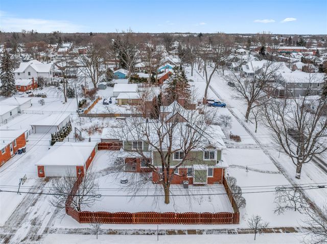 990 Ross Street, Plymouth, MI 48170