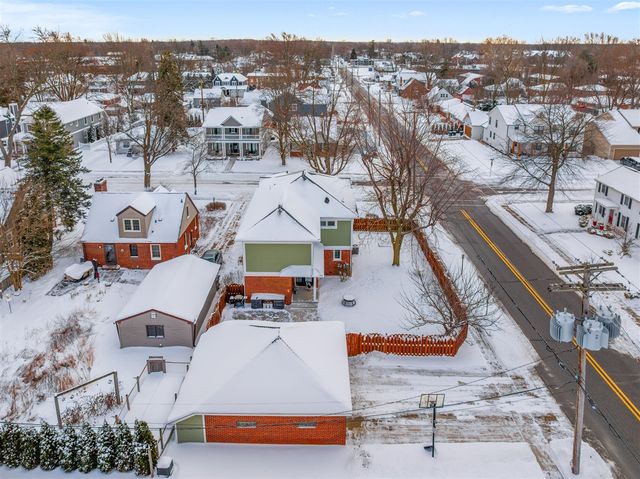 990 Ross Street, Plymouth, MI 48170