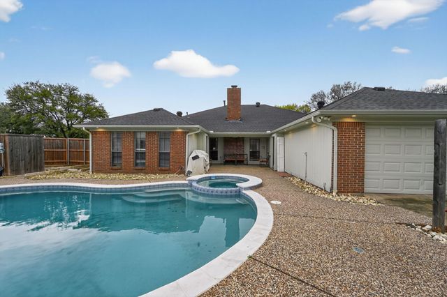 2307 Honeysuckle Drive, Richardson, TX 75082