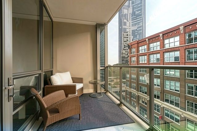 600 N LAKE SHORE Drive 507, Chicago, IL 60611
