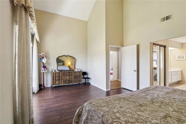 963 Thistlegate Road, Oak Park, CA 91377