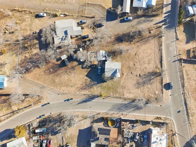 2224 Perry Road SW, Albuquerque, NM 87105