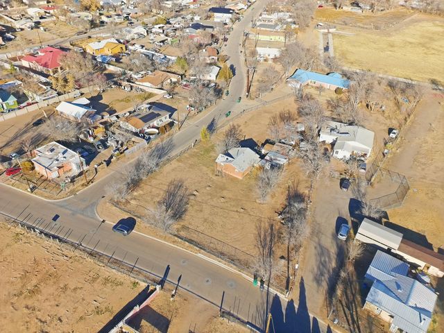 2224 Perry Road SW, Albuquerque, NM 87105