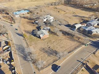 2224 Perry Road SW, Albuquerque, NM 87105