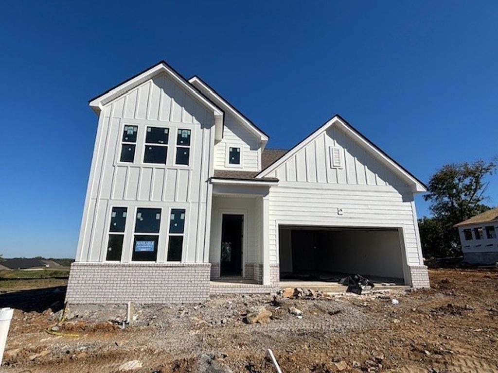 1123 Callaway Drive, Lebanon, TN 37087