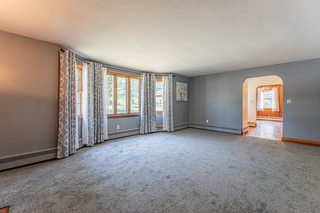 64 Bancroft Street, Dracut, MA 01826
