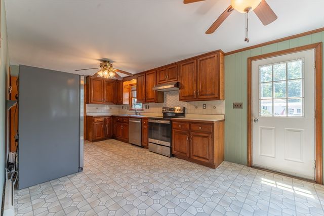 64 Bancroft Street, Dracut, MA 01826