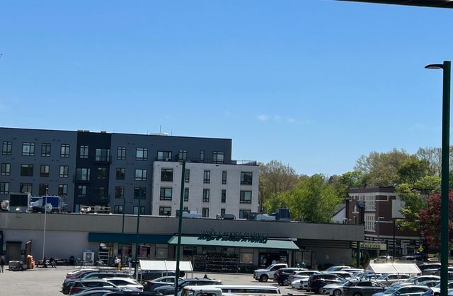 1568 Commonwealth Ave 12, Boston, MA 02135