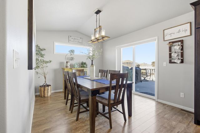 1114 22nd Avenue W, West Fargo, ND 58078