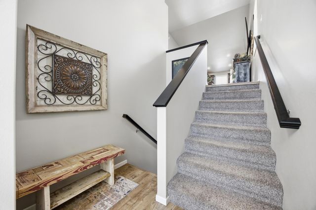 1114 22nd Avenue W, West Fargo, ND 58078