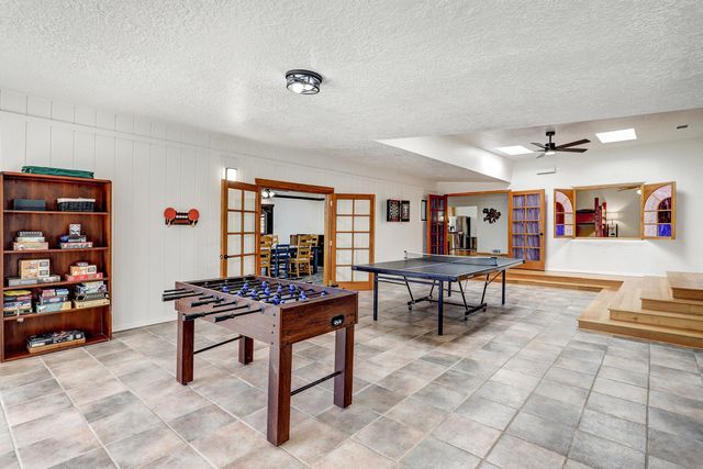 3560 Luke Circle NW, Albuquerque, NM 87107