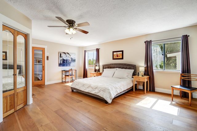 3560 Luke Circle NW, Albuquerque, NM 87107
