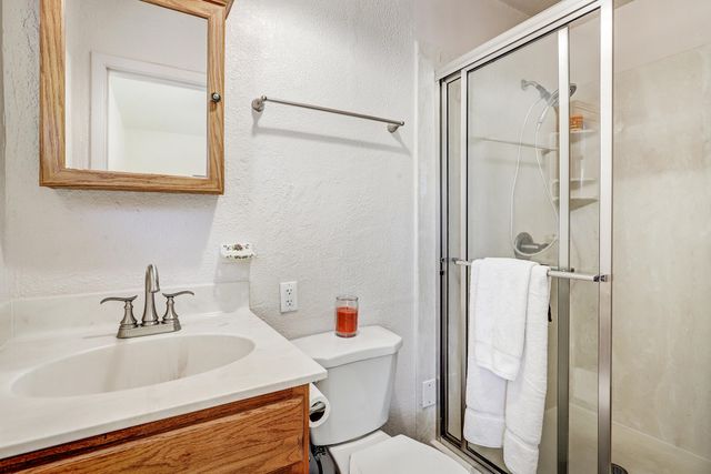 3560 Luke Circle NW, Albuquerque, NM 87107