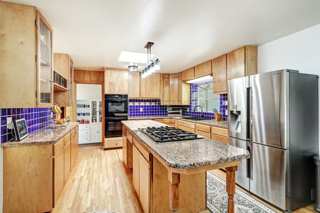 3560 Luke Circle NW, Albuquerque, NM 87107