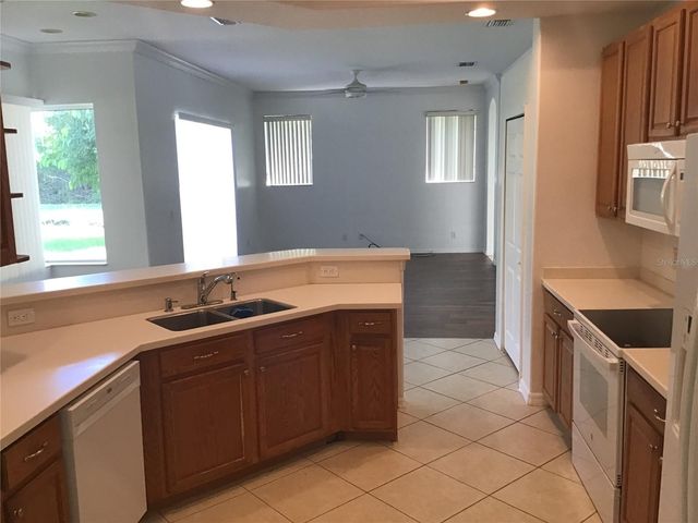 4616 62ND AVENUE E, Bradenton, FL 34203
