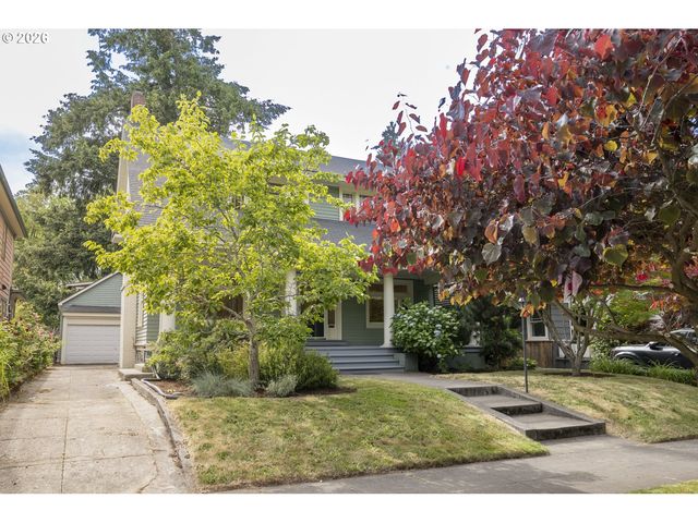 515 Ne FLORAL Pl, Portland, OR 97232