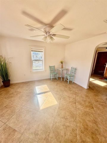 910 W FRENCH AVENUE, Orange City, FL 32763