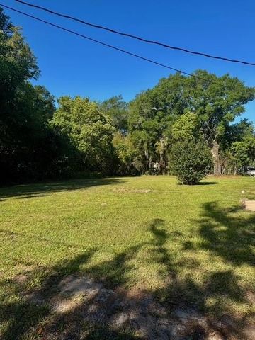 910 W FRENCH AVENUE, Orange City, FL 32763