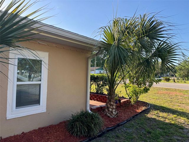 910 W FRENCH AVENUE, Orange City, FL 32763