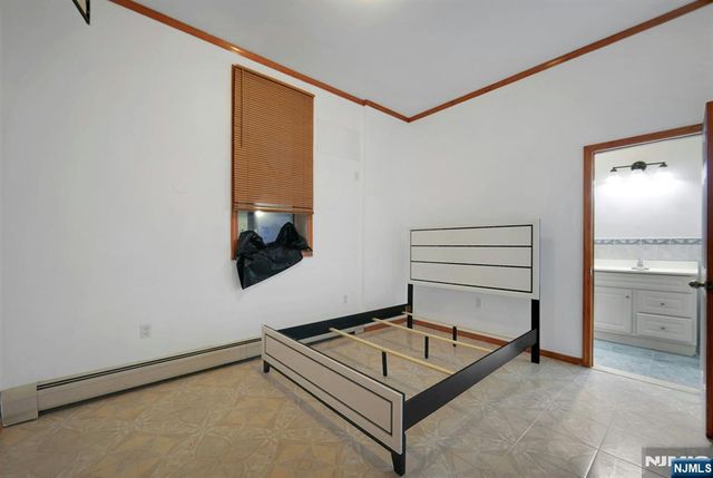 300 49th Street, Union City, NJ 07087