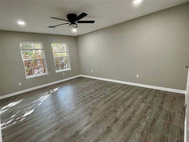 4600 39th Street, Dickinson, TX 77539