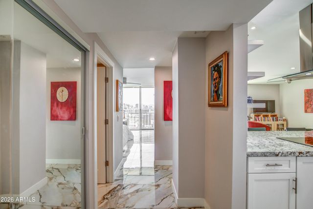 207 W CLARENDON Avenue H16, Phoenix, AZ 85013
