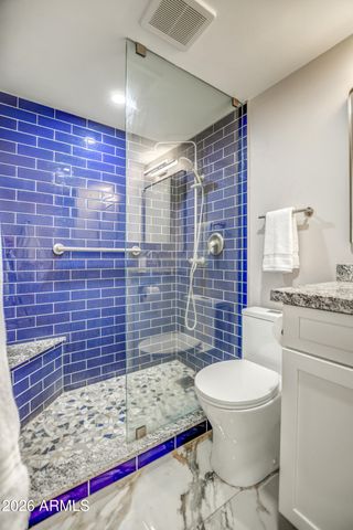 207 W CLARENDON Avenue H16, Phoenix, AZ 85013