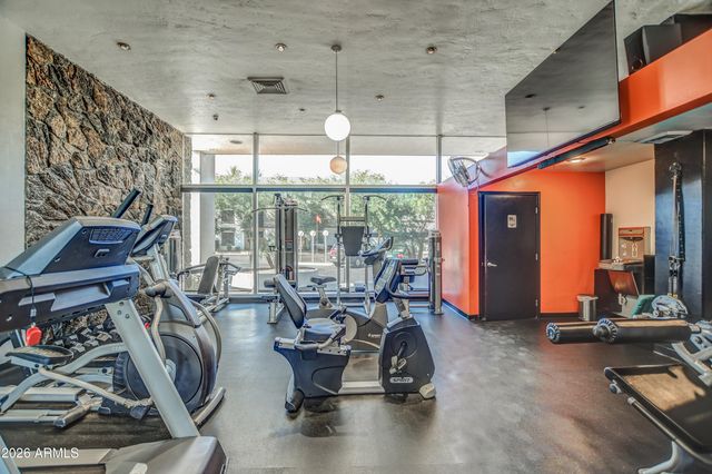 207 W CLARENDON Avenue H16, Phoenix, AZ 85013