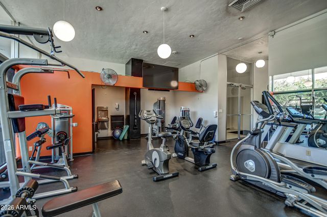207 W CLARENDON Avenue H16, Phoenix, AZ 85013
