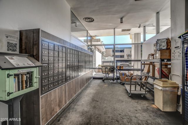 207 W CLARENDON Avenue H16, Phoenix, AZ 85013