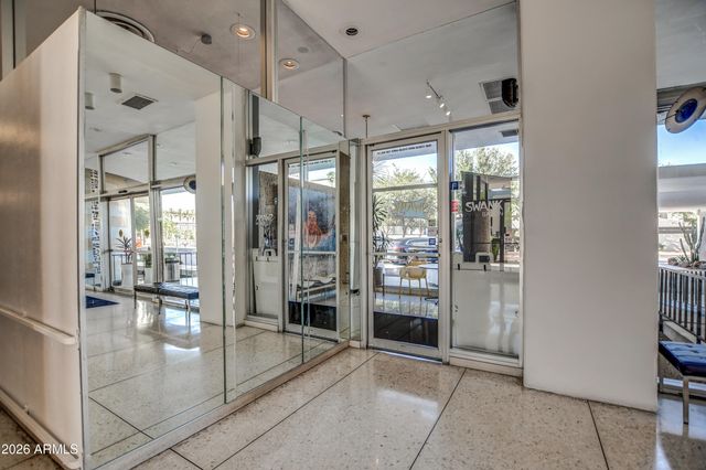 207 W CLARENDON Avenue H16, Phoenix, AZ 85013