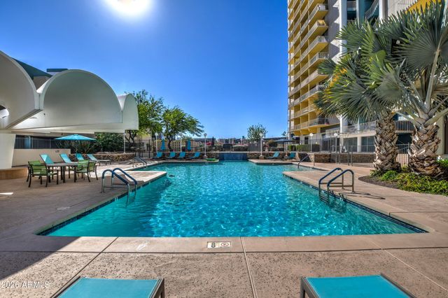 207 W CLARENDON Avenue H16, Phoenix, AZ 85013