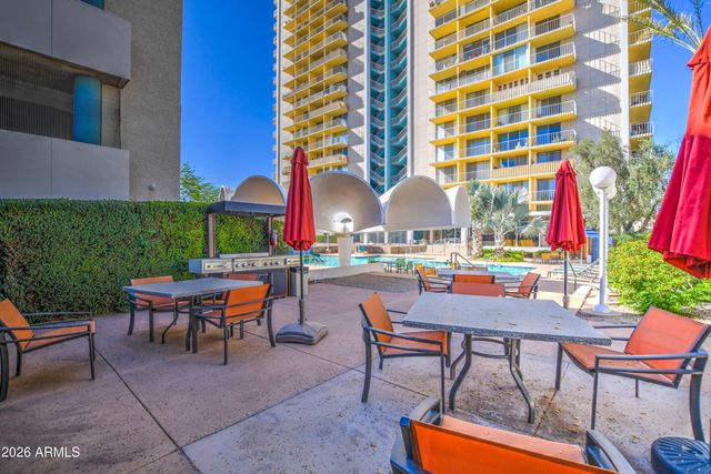 207 W CLARENDON Avenue H16, Phoenix, AZ 85013