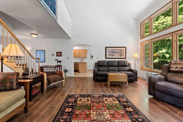 2595 EDGEWOOD LANE, Green Bay, WI 54302