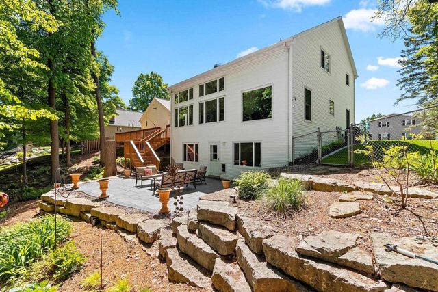 2595 EDGEWOOD LANE, Green Bay, WI 54302