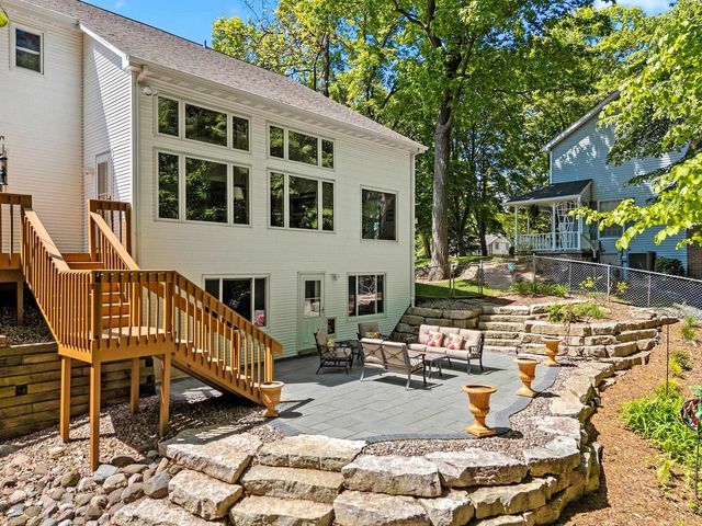 2595 EDGEWOOD LANE, Green Bay, WI 54302