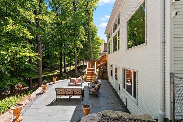 2595 EDGEWOOD LANE, Green Bay, WI 54302