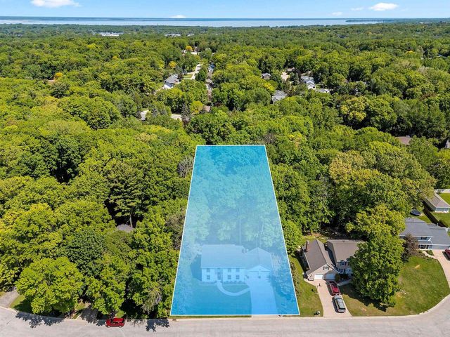 2595 EDGEWOOD LANE, Green Bay, WI 54302