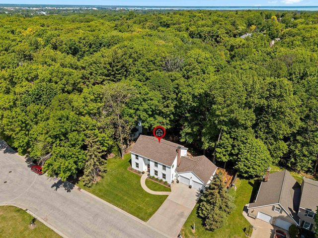 2595 EDGEWOOD LANE, Green Bay, WI 54302