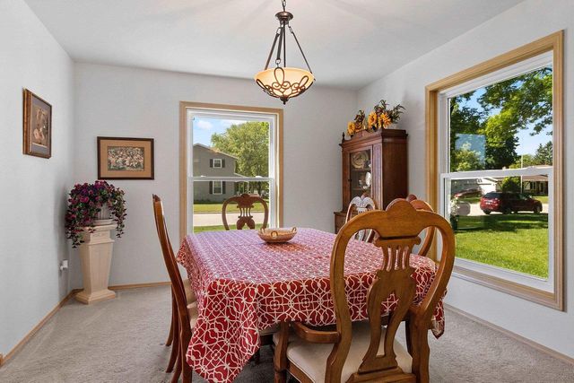 2595 EDGEWOOD LANE, Green Bay, WI 54302