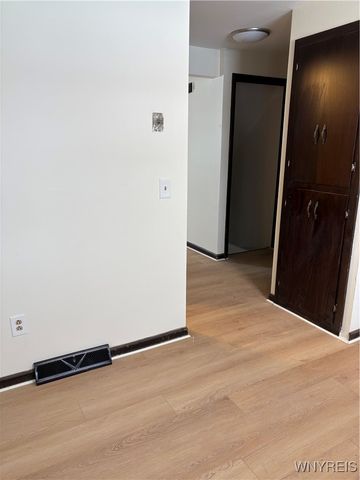 431 Kaymar Drive, Amherst, NY 14228