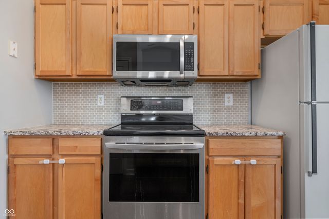 4921 Fields Boulevard, Indianapolis, IN 46239