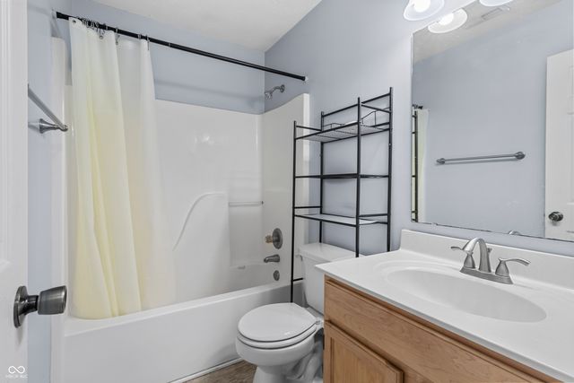 4921 Fields Boulevard, Indianapolis, IN 46239