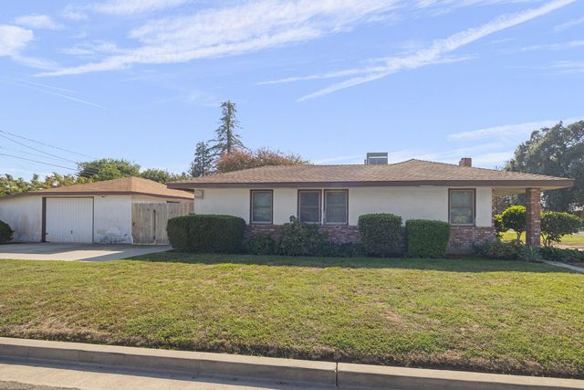 650 N N Place, Tulare, CA 93274