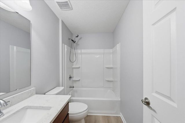 1376 Meadowcrest Circle, Independence, KY 41051